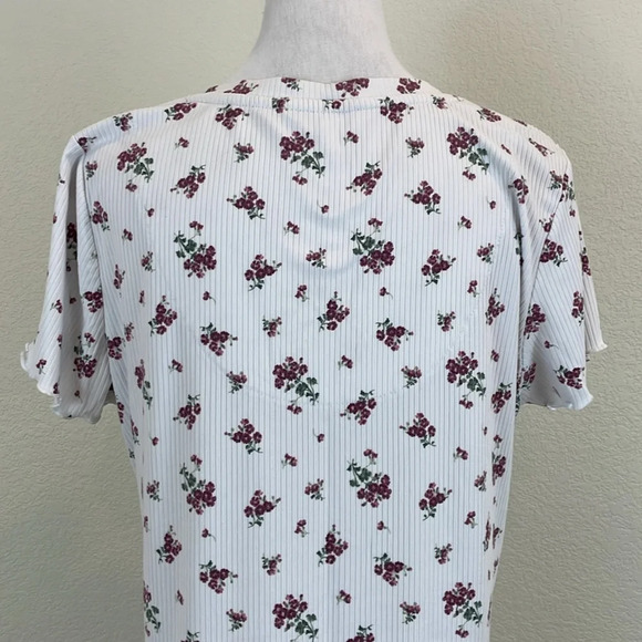 Laura Ashley purple white floral nightgown size large - Picture 5 of 10